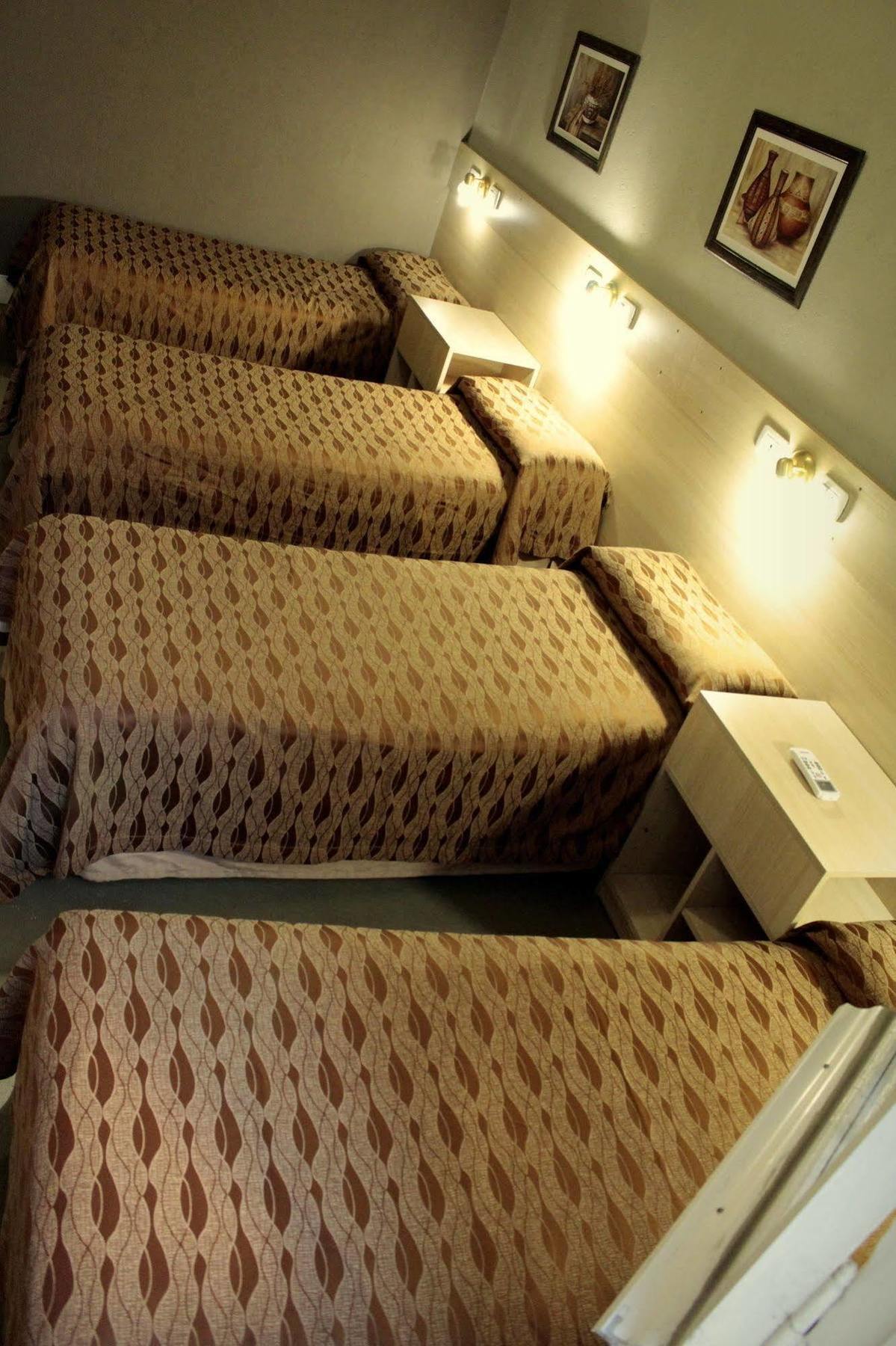 Hagoth Hostel Буенос Айрес Екстериор снимка